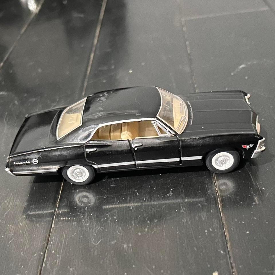 Black 1967 Chevrolet Impala Diecast 495d