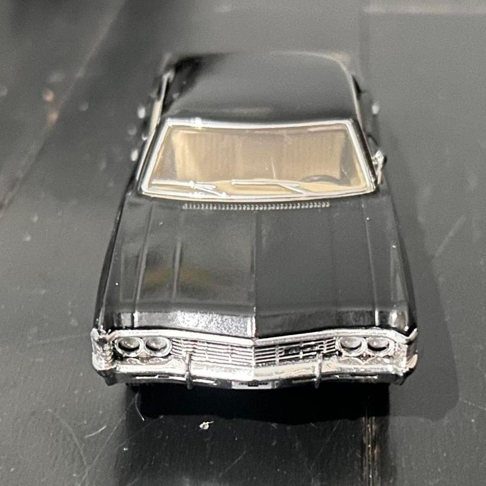 Black 1967 Chevrolet Impala Diecast 495d 4