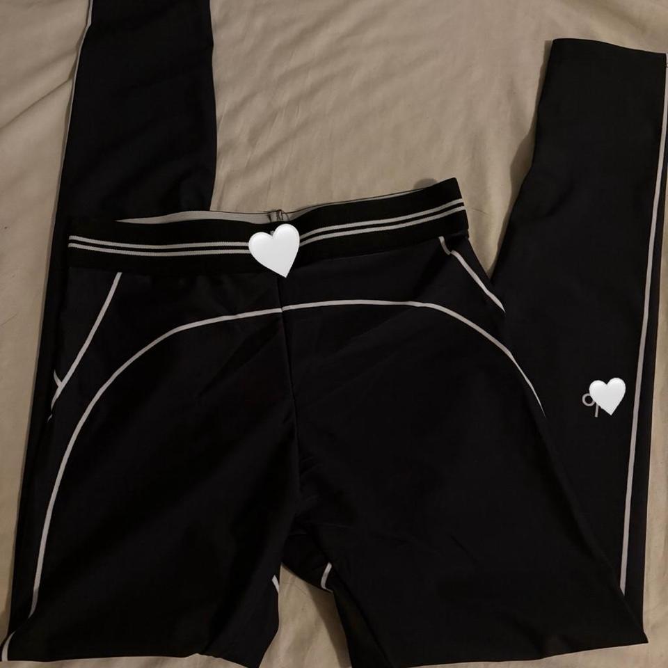 Yes Comes With Logos Is 1f33 3