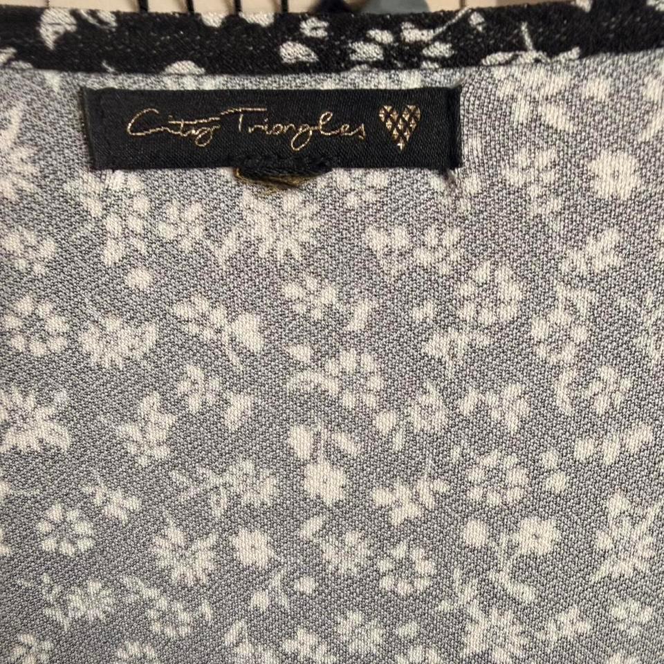 Black And White Floral Short 0296 3