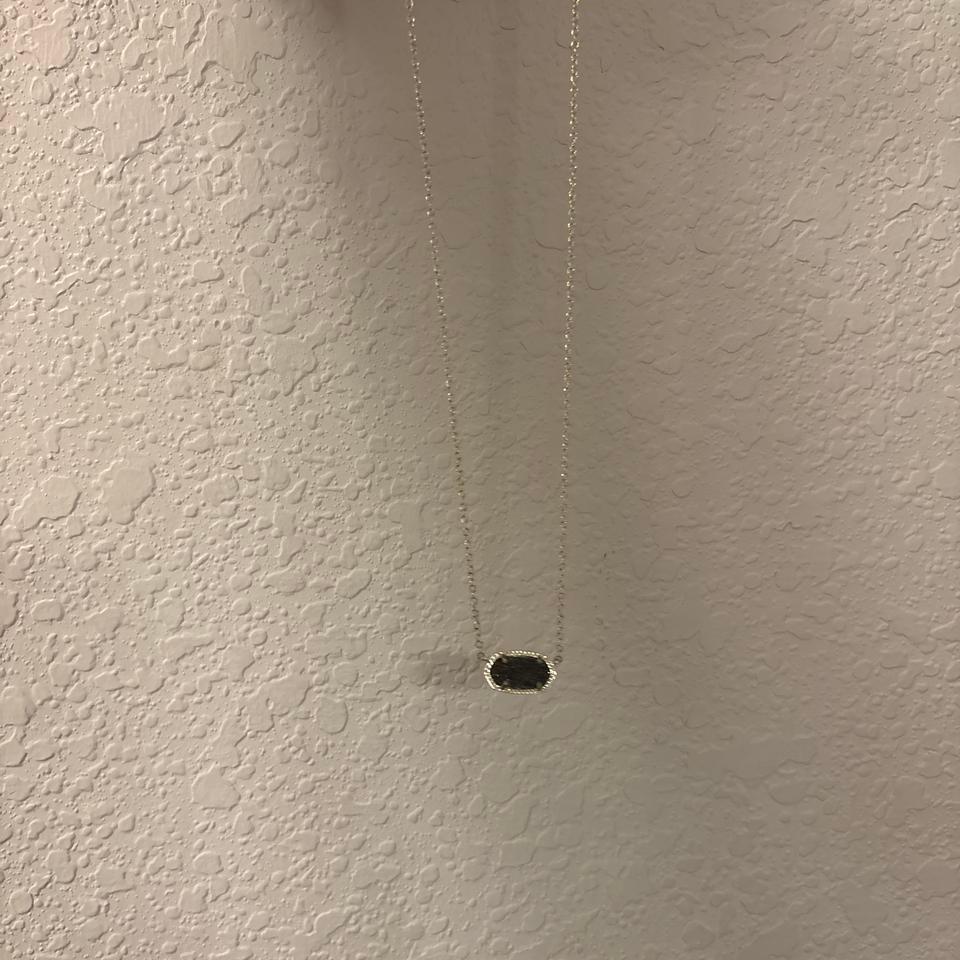 Black And Silver Necklace With 6470