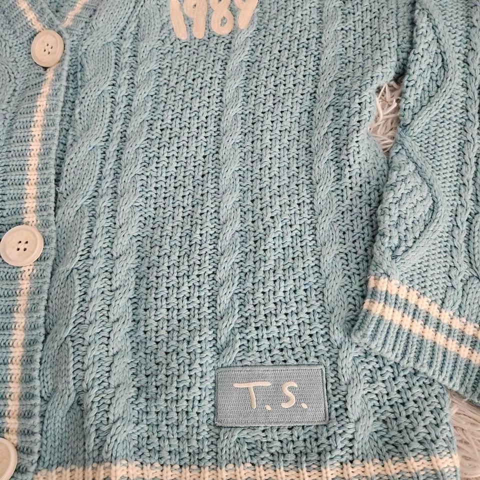Official Taylor Swift 1989 Taylors 2