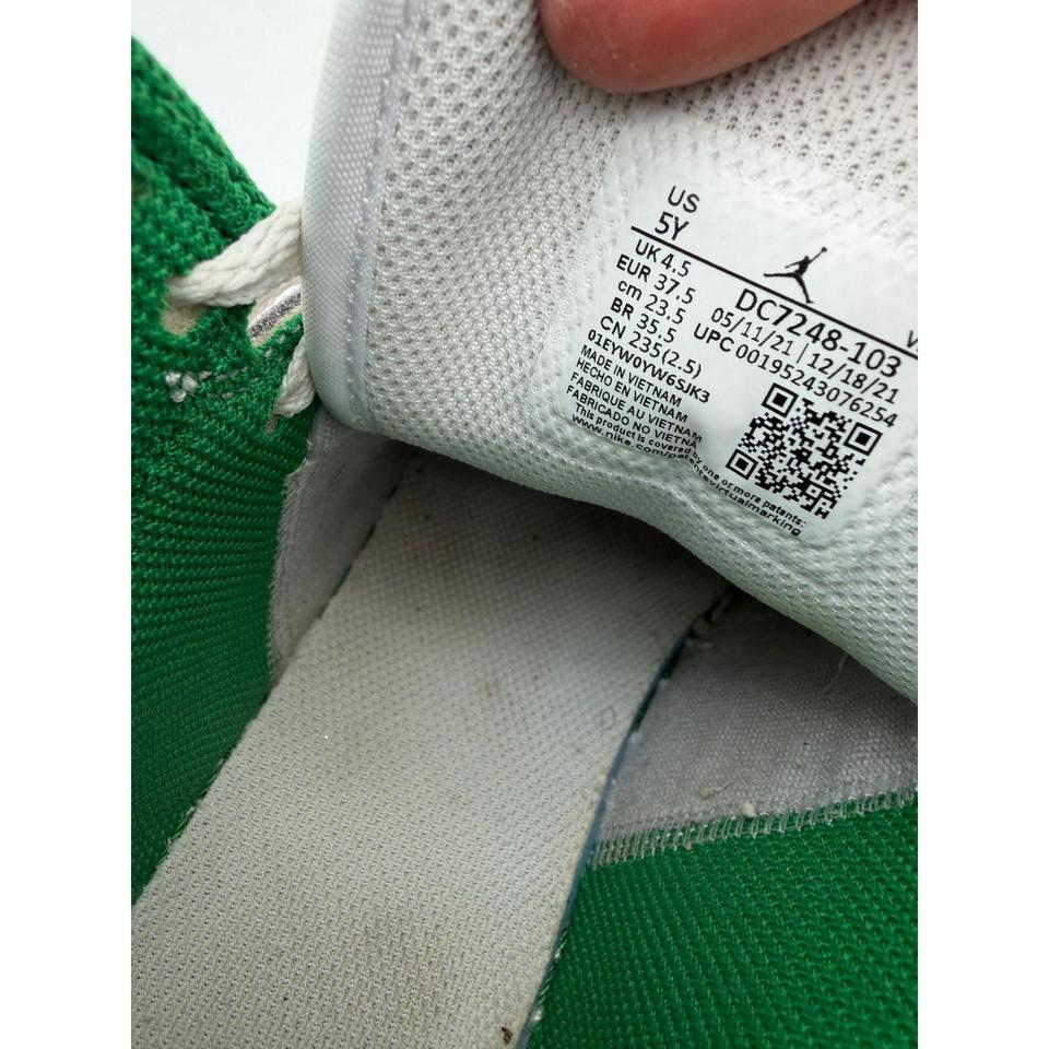 Nike Air Jordan 1 Mid 02b5 4