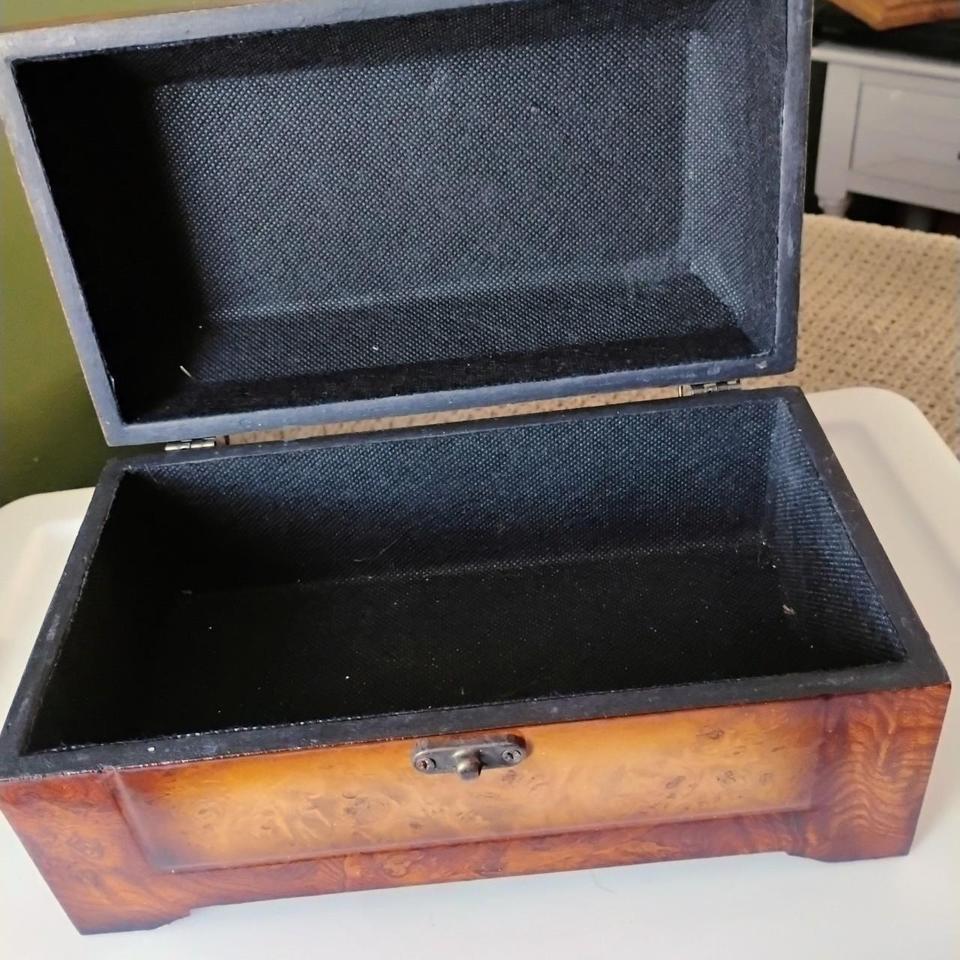 Wooden Box With Metal Clasp 0d31 6