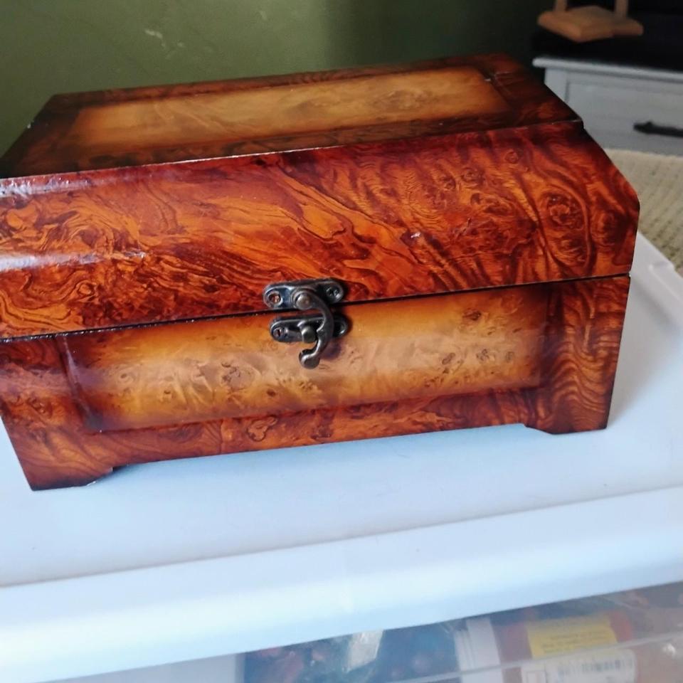 Wooden Box With Metal Clasp 0d31 4