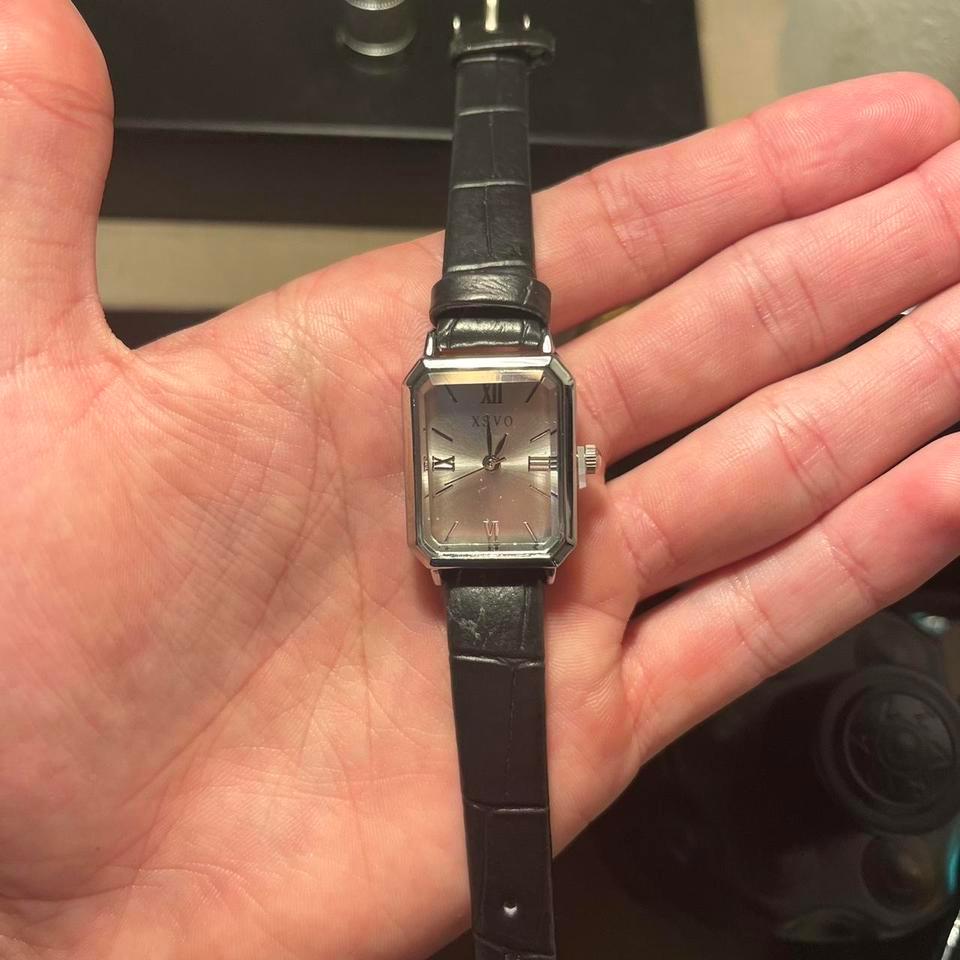 Womens Black And Silver Watch Fd51 3