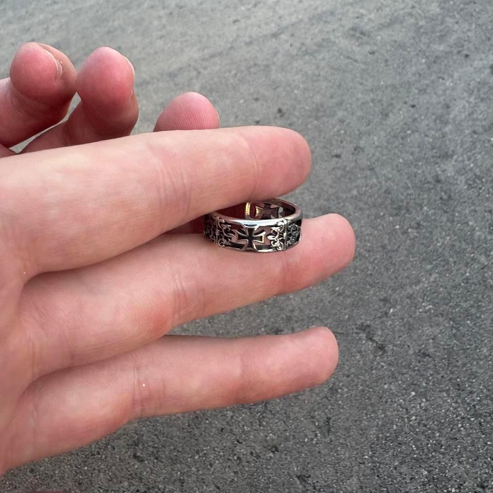 Vintage Y2k Style Chrome Cross Ring F32c 4