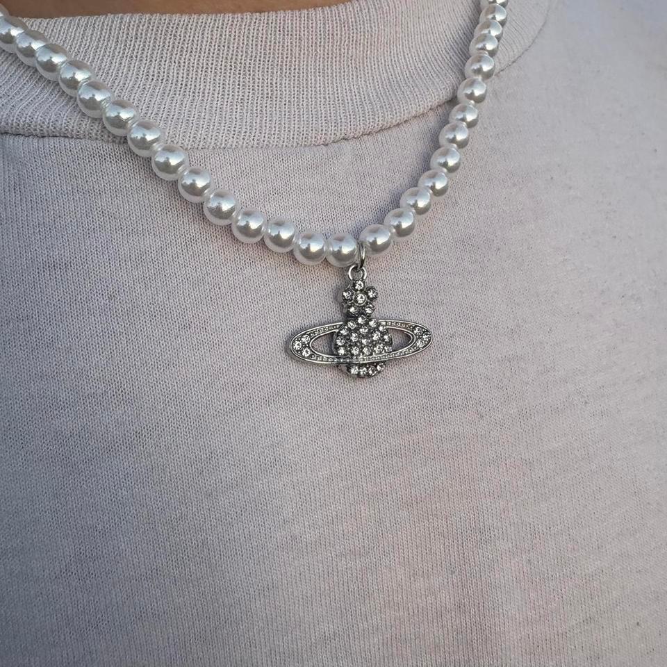 Pearl Beaded Necklace With A 505d 3