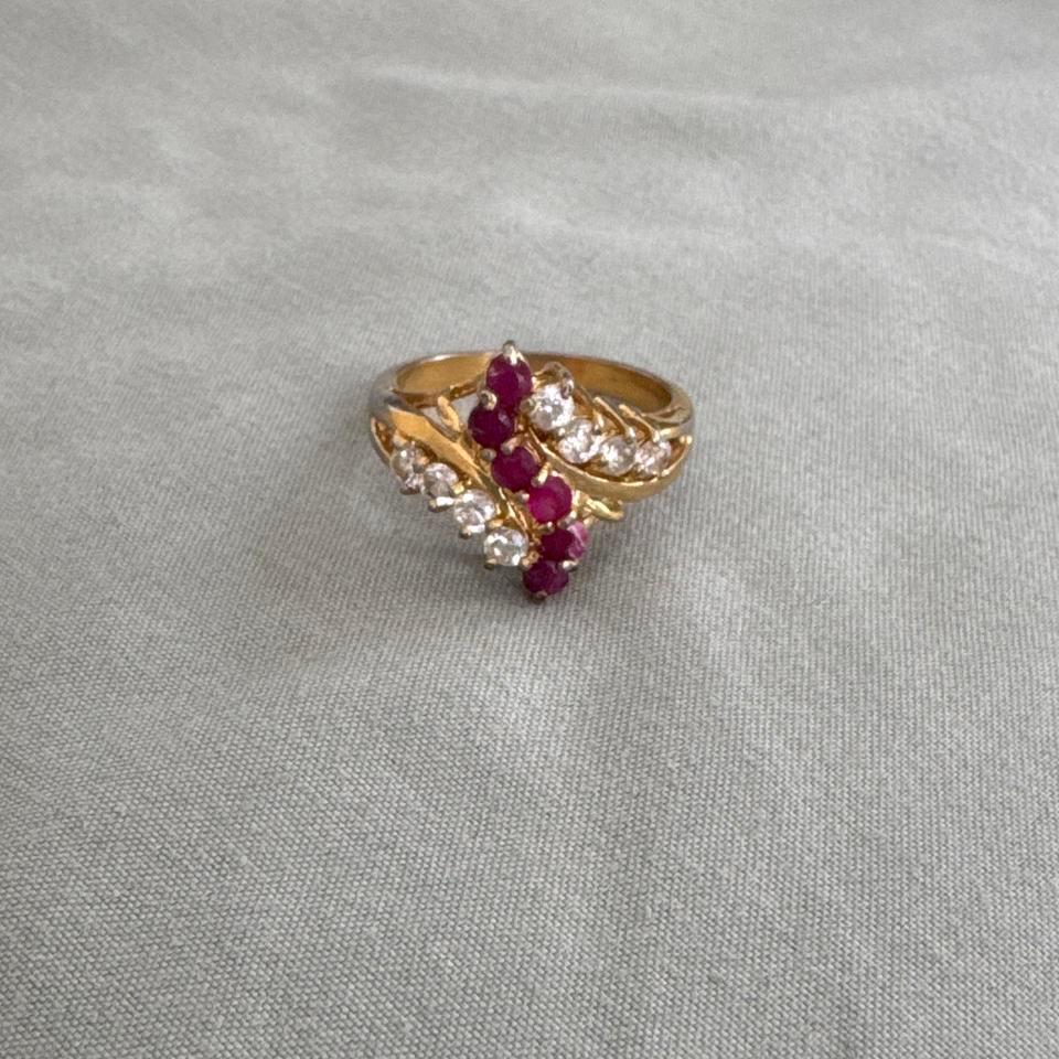 Ruby And Diamond Ring Ruby D089