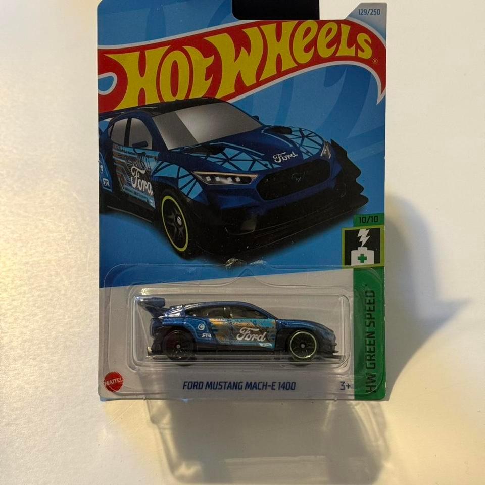 Hot Wheels Ford Mustang Mach E