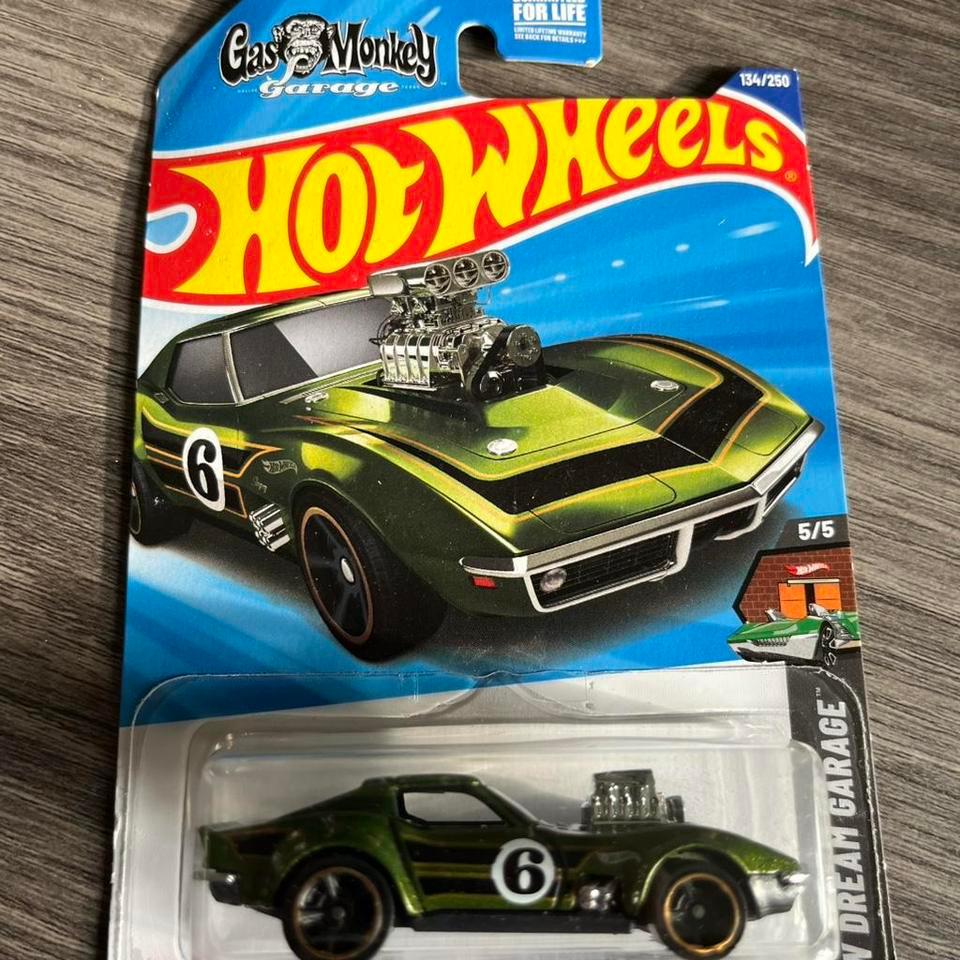 Hot Wheels 68 Corvette Gas Dc0f
