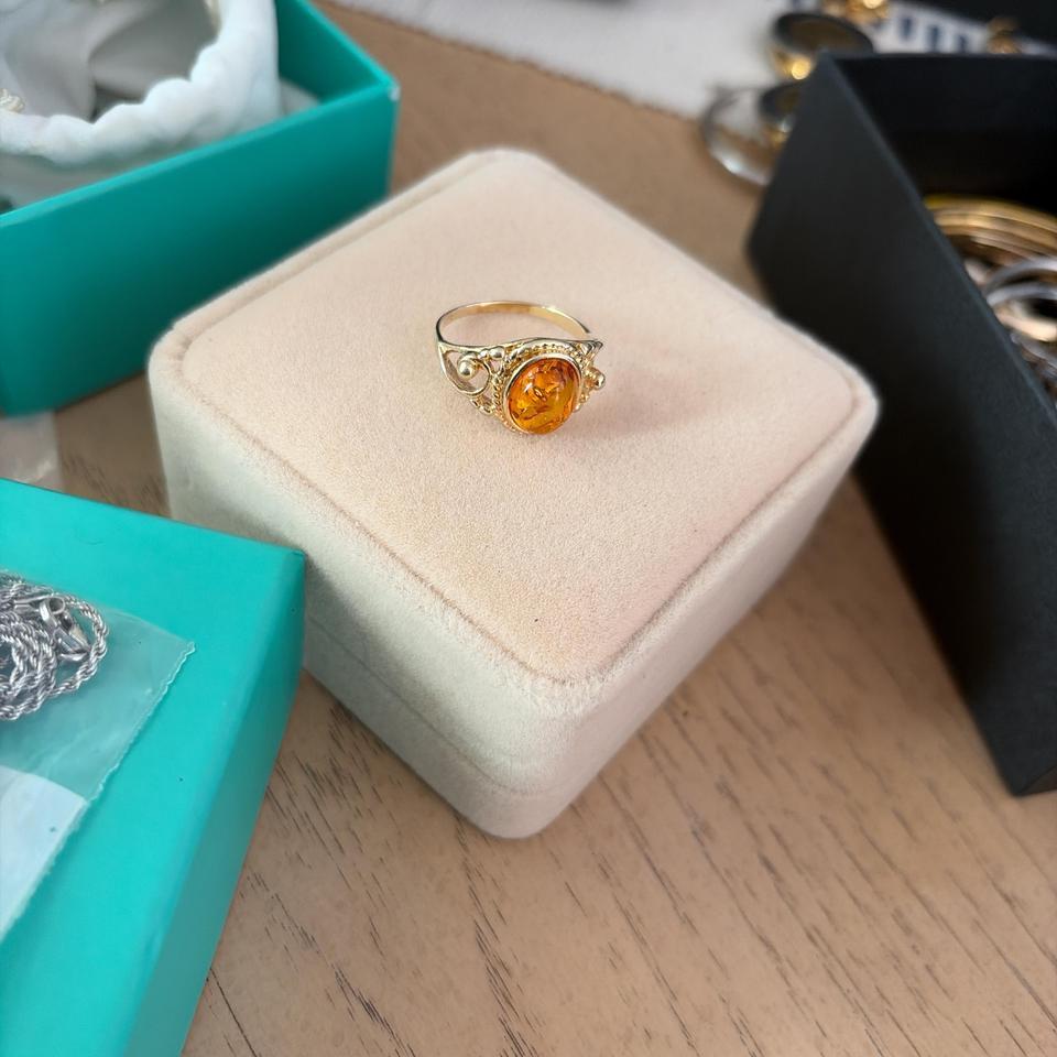 Gold Ring With Amber Stone
