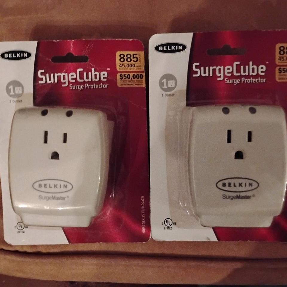 Belkin Surgecube Surge Protector 2 Cefd