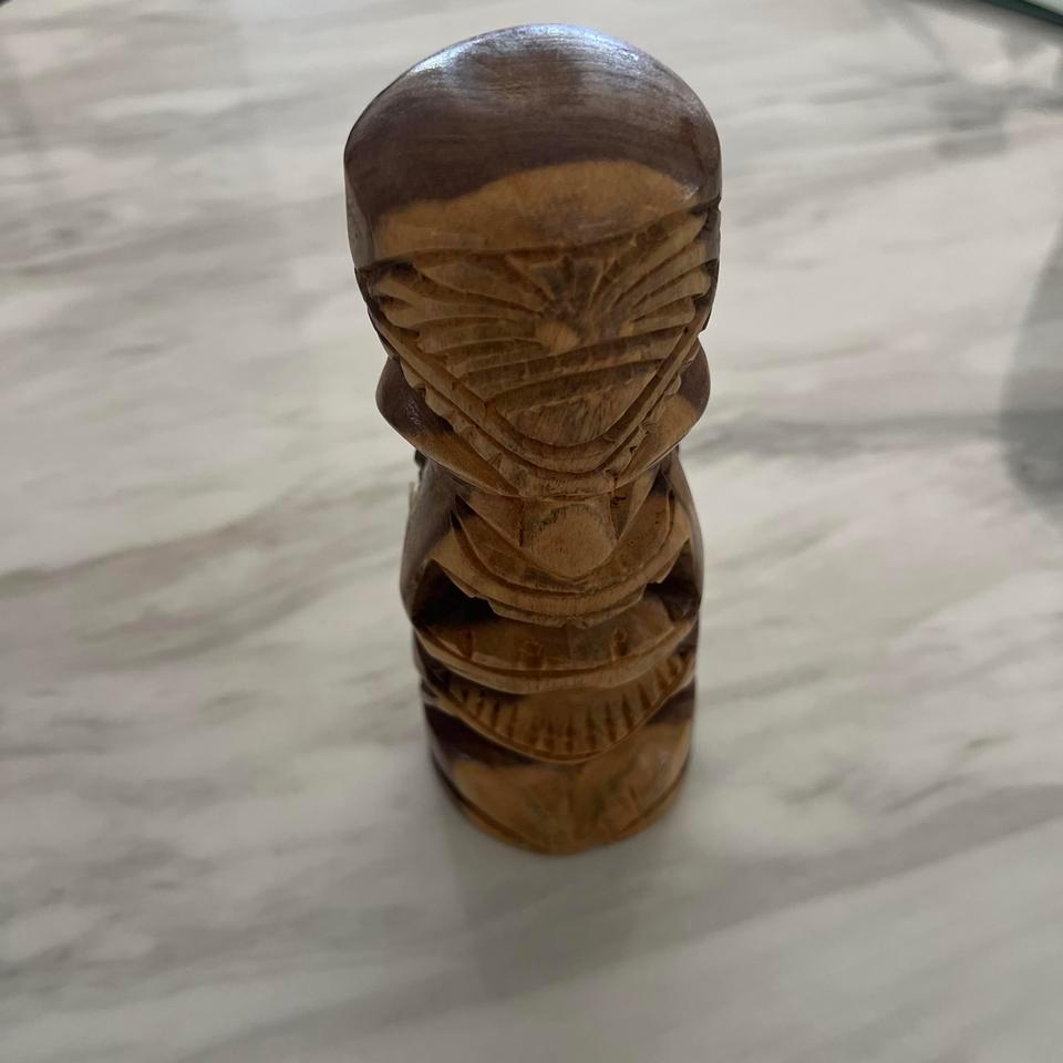 Hand Carved Wooden Tiki Totem Statue 75f1