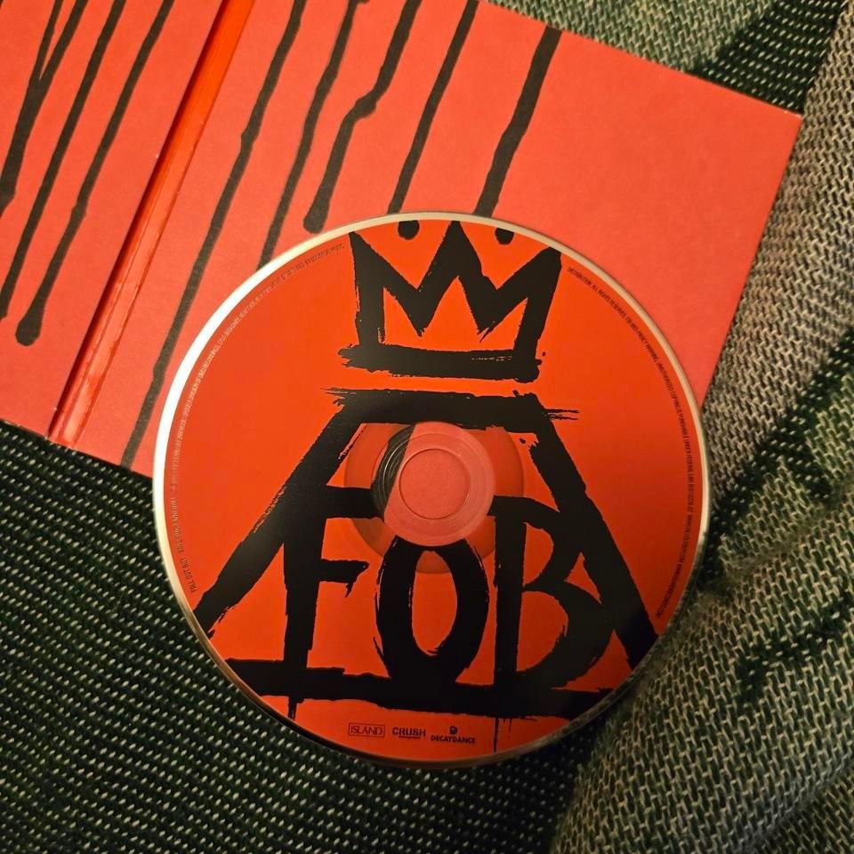 Fall Out Boy Save Rock E16a 3
