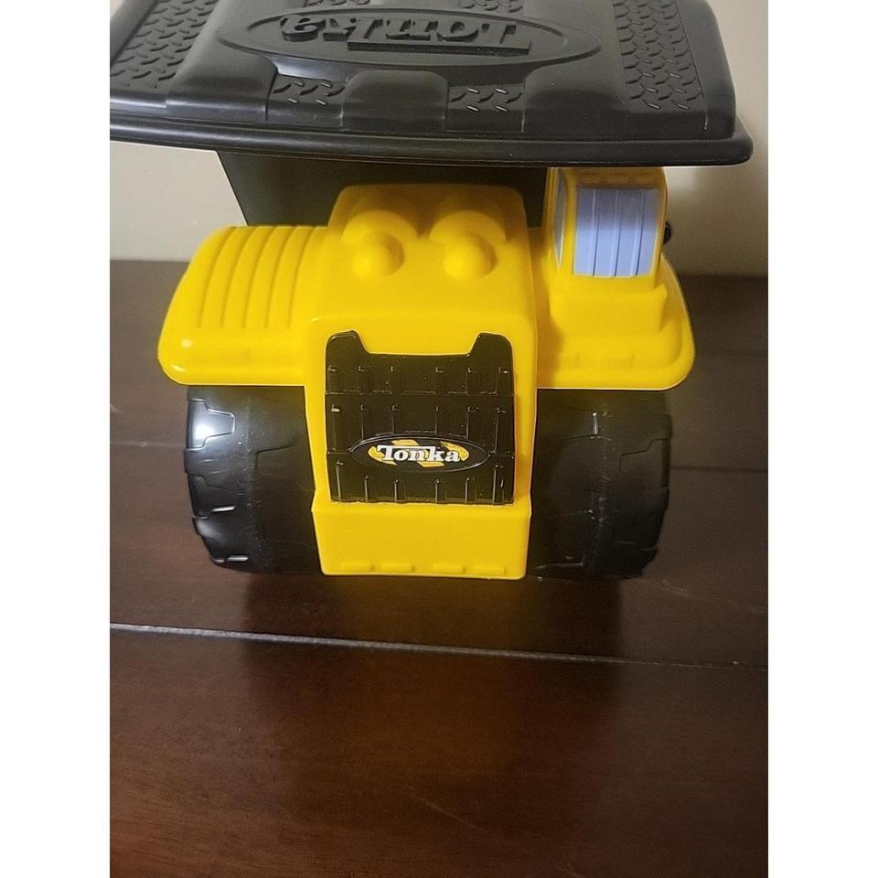 Tonka Dump Truck Metal Plastic 3