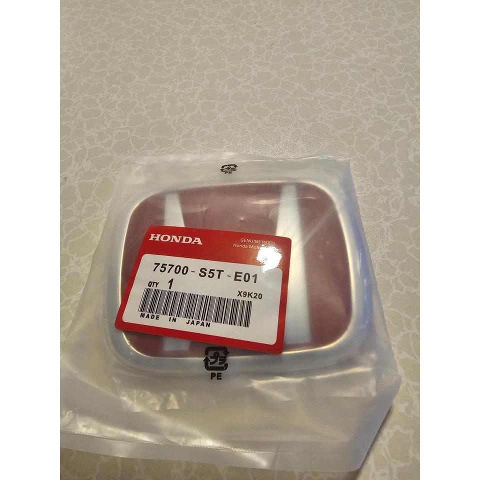 Honda Genuine Red H Emblem E2d4 2