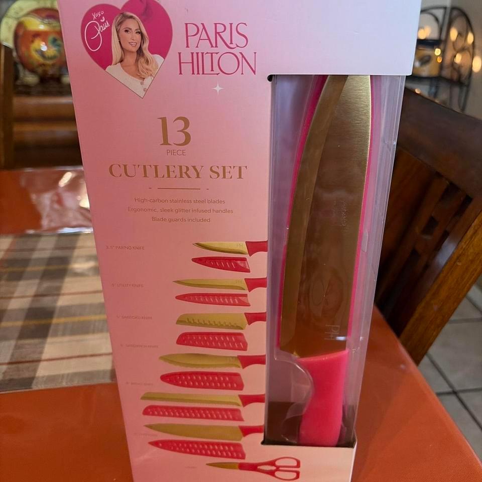 Paris Hilton 13 Pc Set 4310