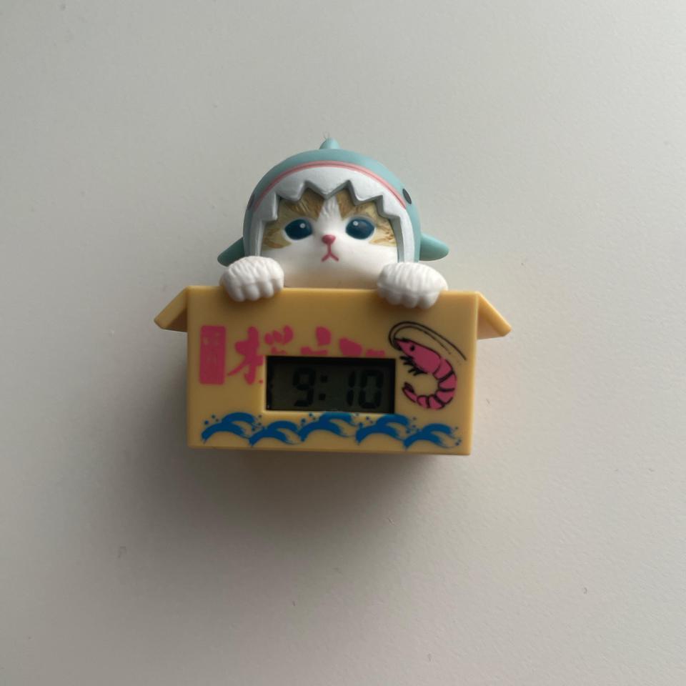 Tiny Shark Mofusand Clock Comes 2