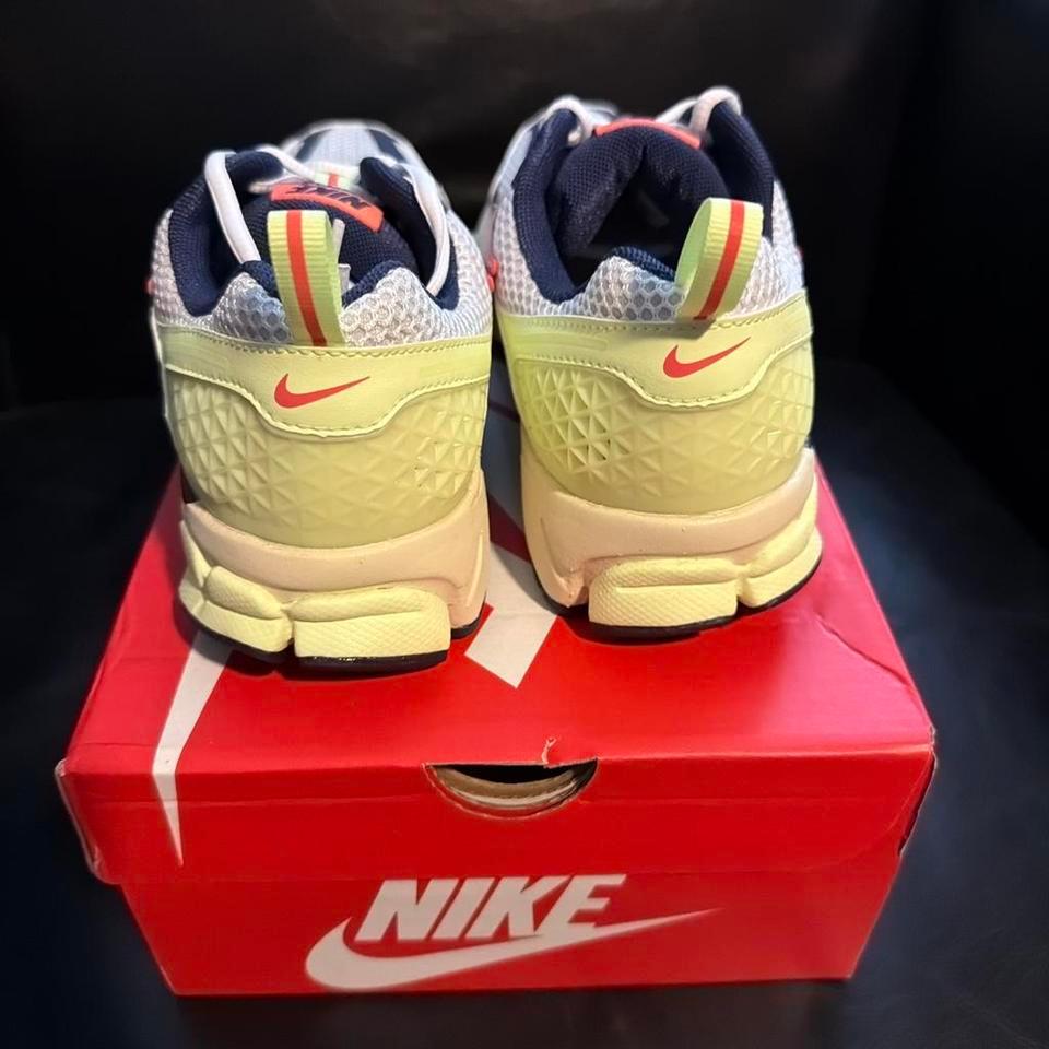 Nike Vomero 5 Big Kids 5