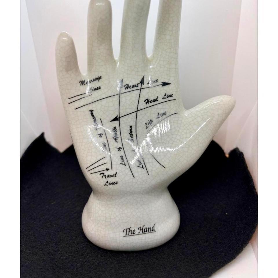 Hand Palm Reading Porcelain Sculpture 1f74