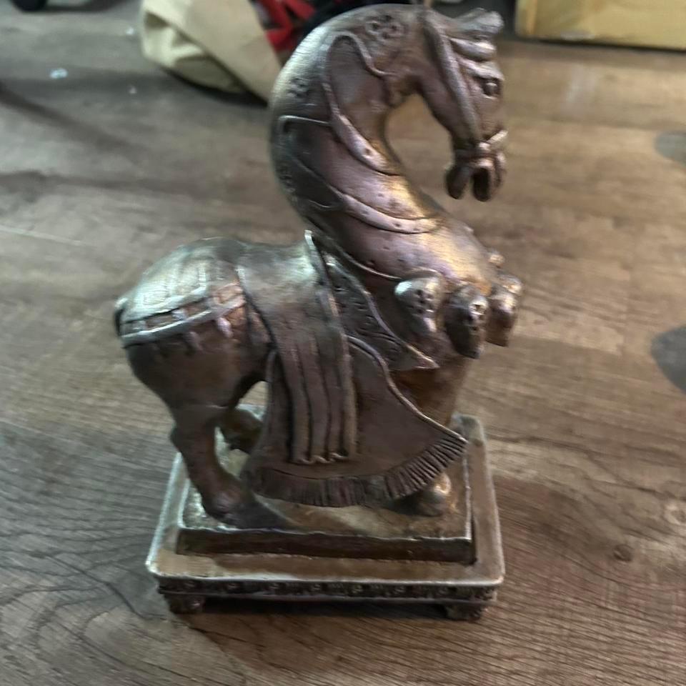 Bronze Horse Statue With Intricate A9f3