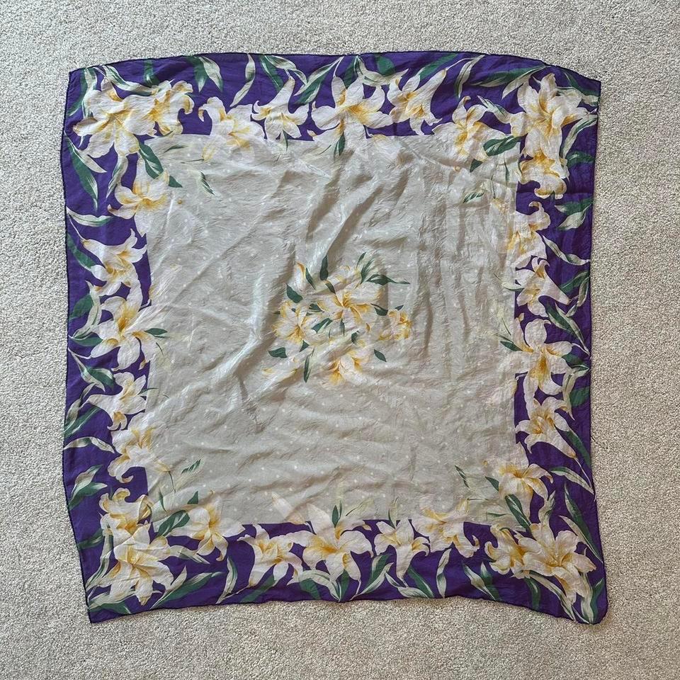 Vintage Lily Flowers Silk Scarf F059