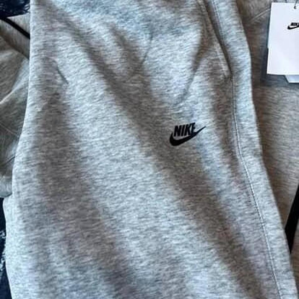 Grey Nike Tech Fleece Hoodie 453a 2
