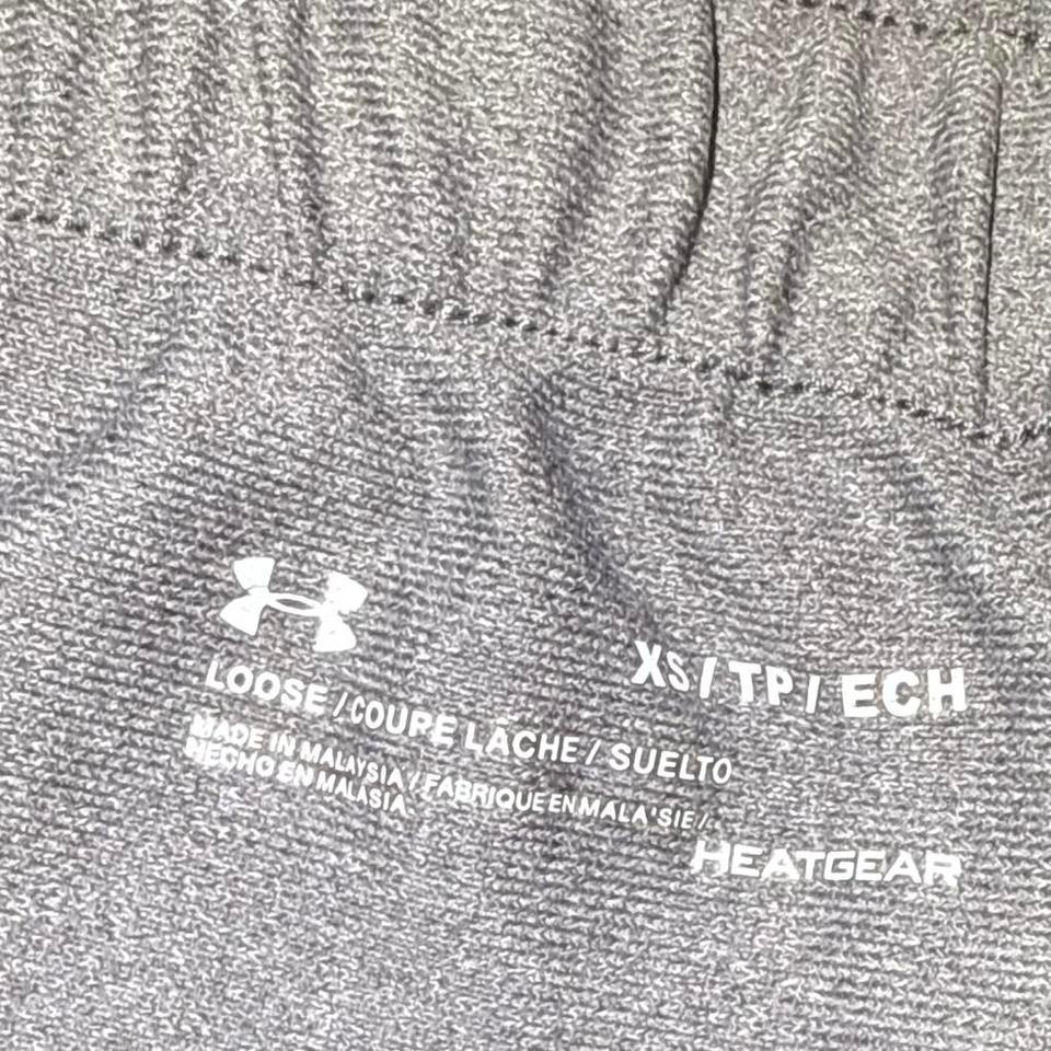 Under Armour Grey Shorts Size Da11 4