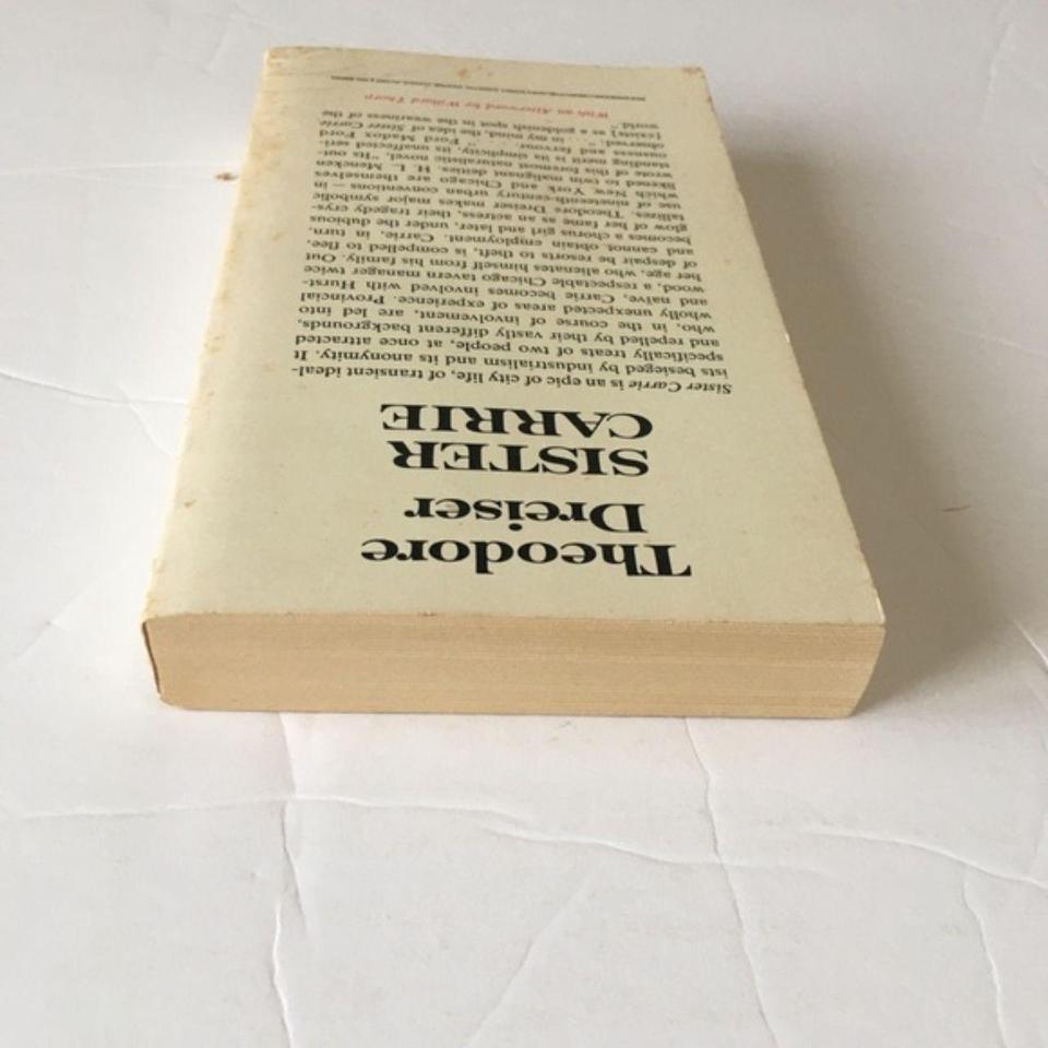 Theodore Dreiser Sister Carrie Paperback 5