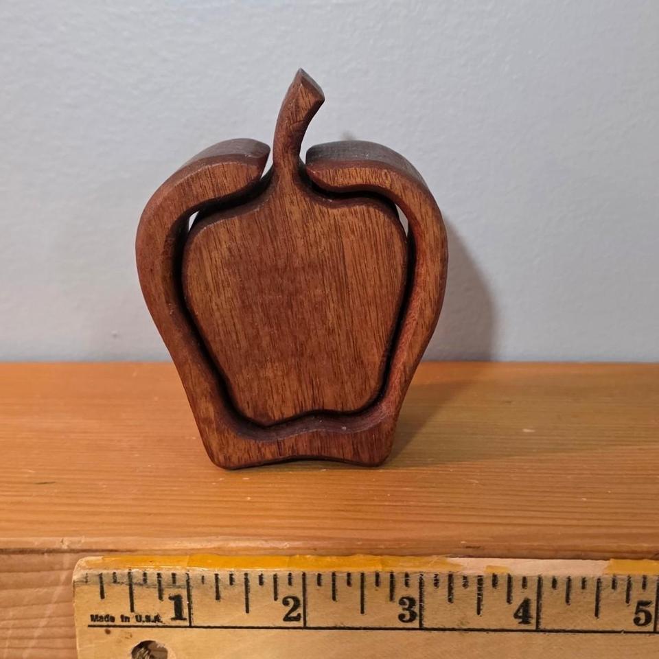 Vintage Wooden Apple Puzzle Hidden 37d2 8