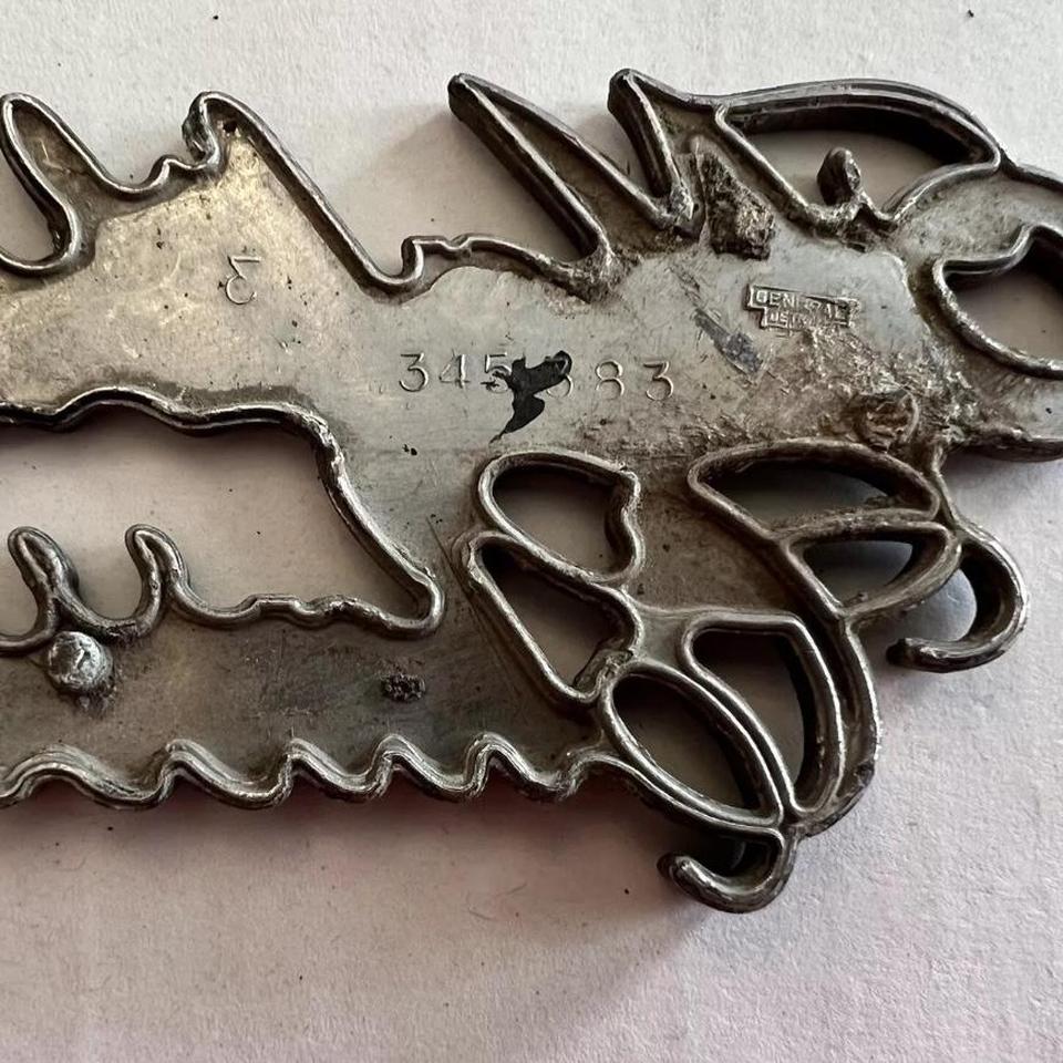 Vintage Chevy Emblem Malibu Classic 3
