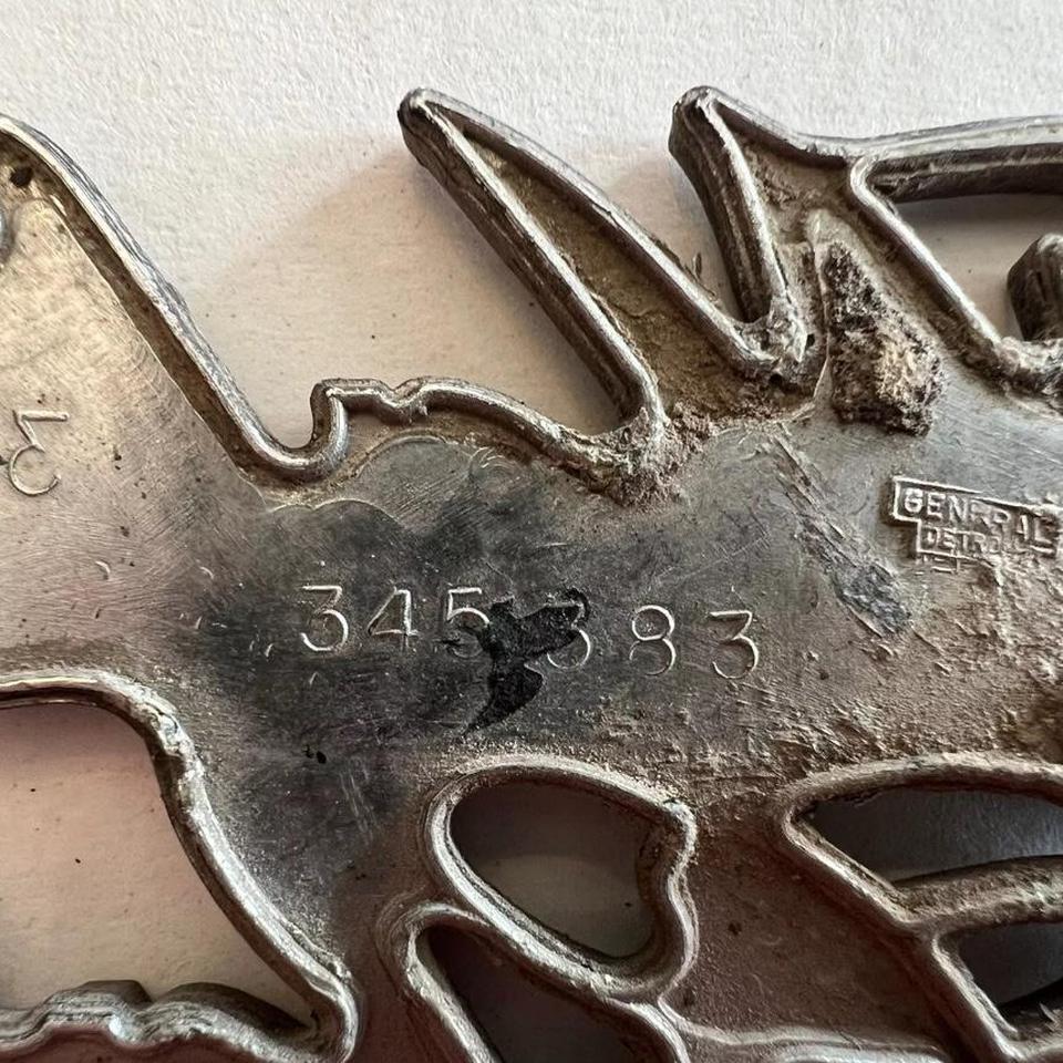 Vintage Chevy Emblem Malibu Classic 4
