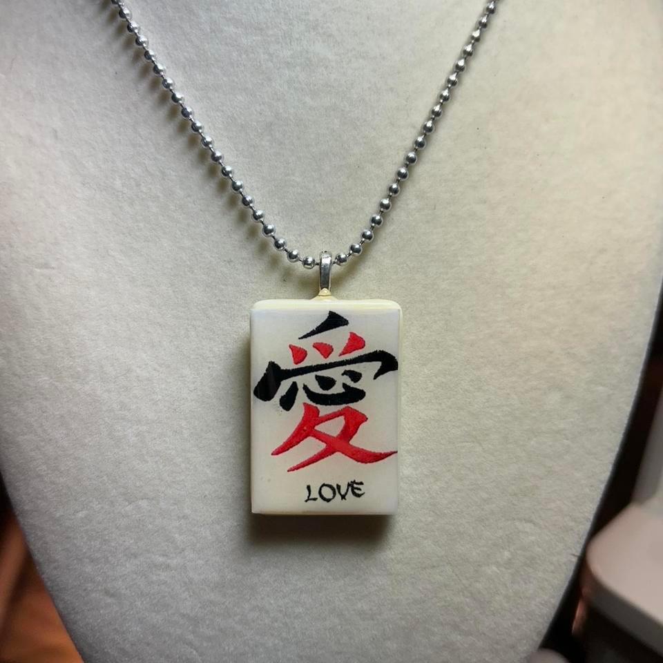 Handmade Epoxy Pendant Mahjong Tile 08c8 3