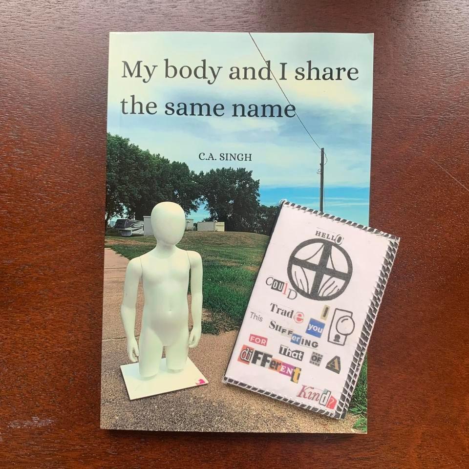 Book And Zine Set 811f