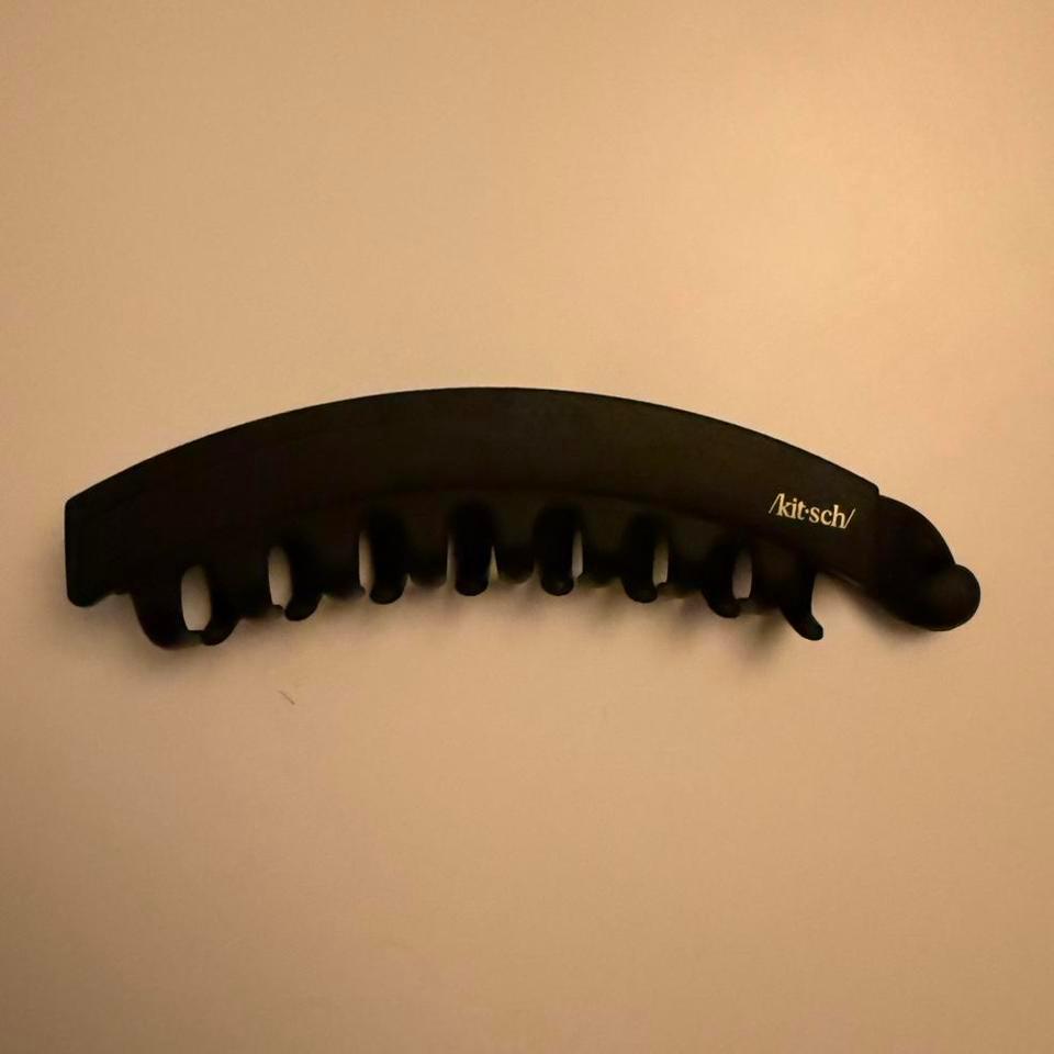 Kitsch Banana Claw Clip 0cbc