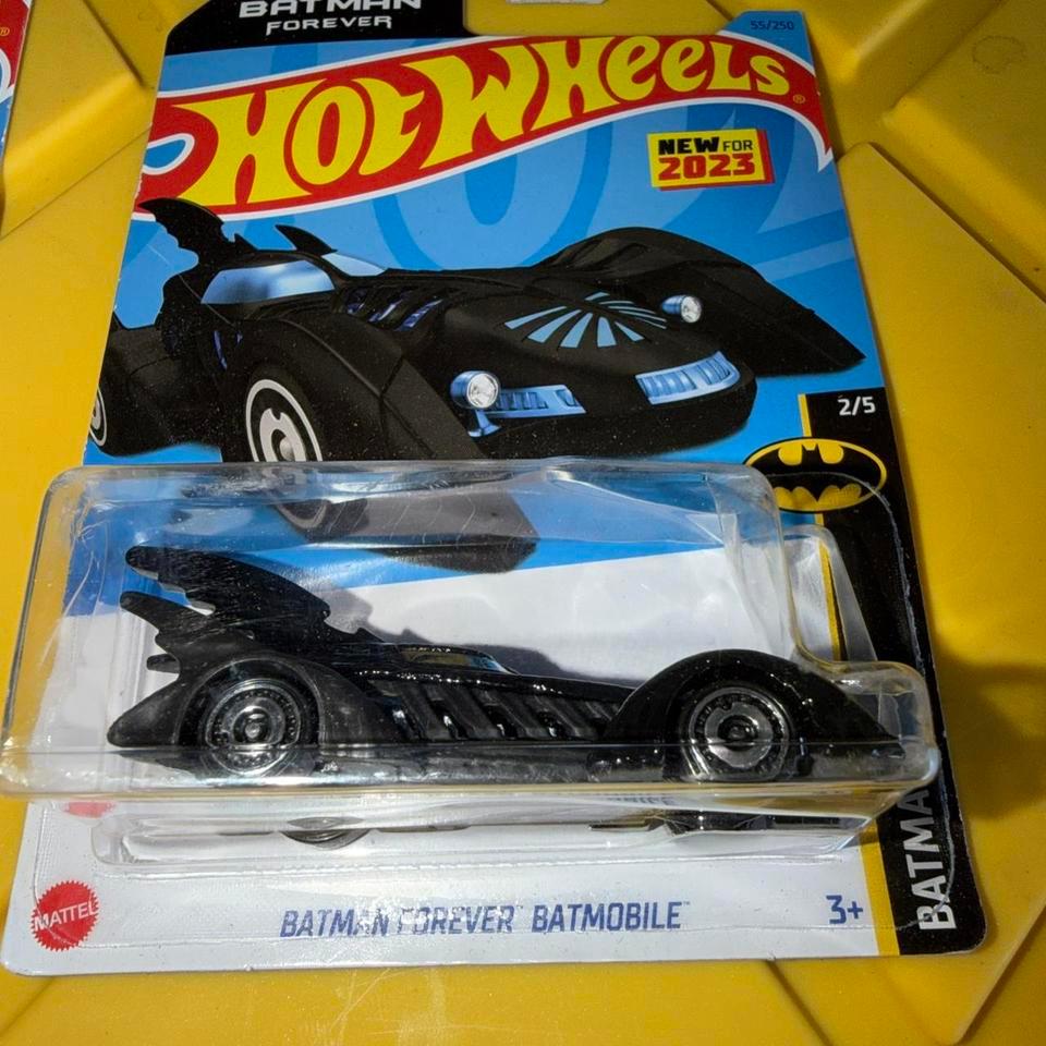 Hot Wheels Batman Forever Batmobile 33c9