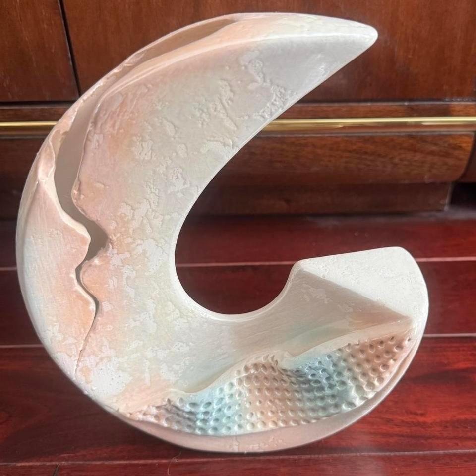 Stylish Like New Vintage Crescent Shaped 8ec0