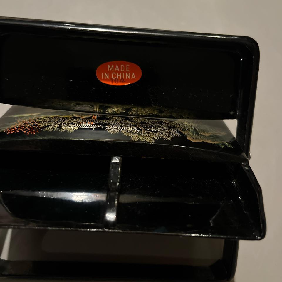 Black And Gold Japanese Tea 4