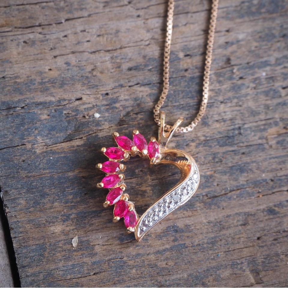 Vintage Ruby And Diamond Chip