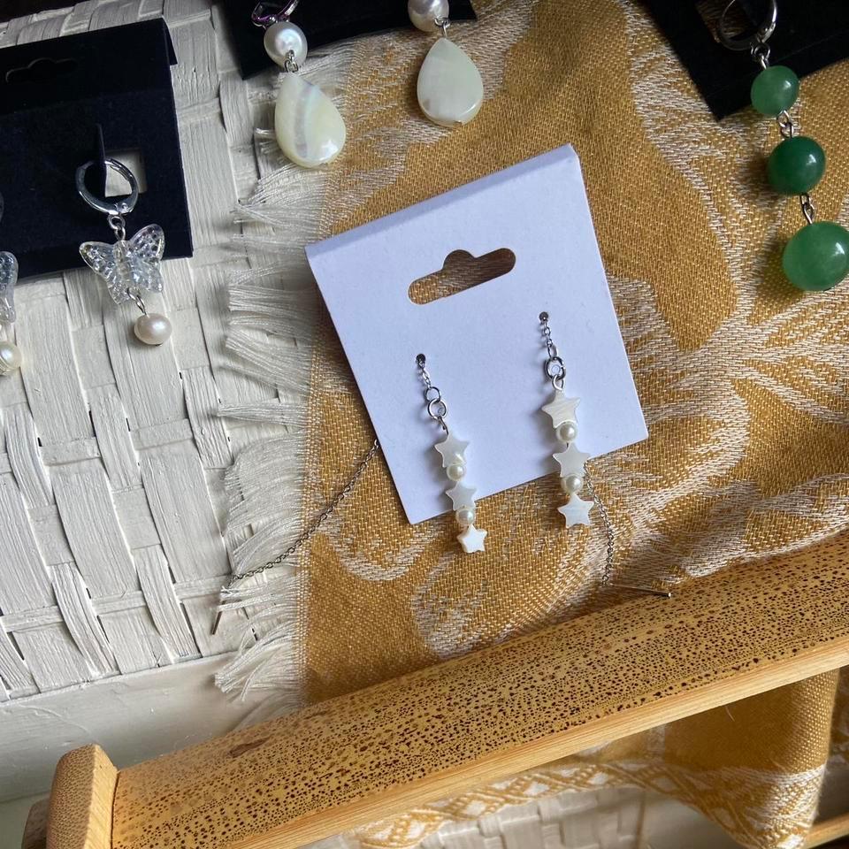 Dainty Silver Acorn Threader Earrings 4