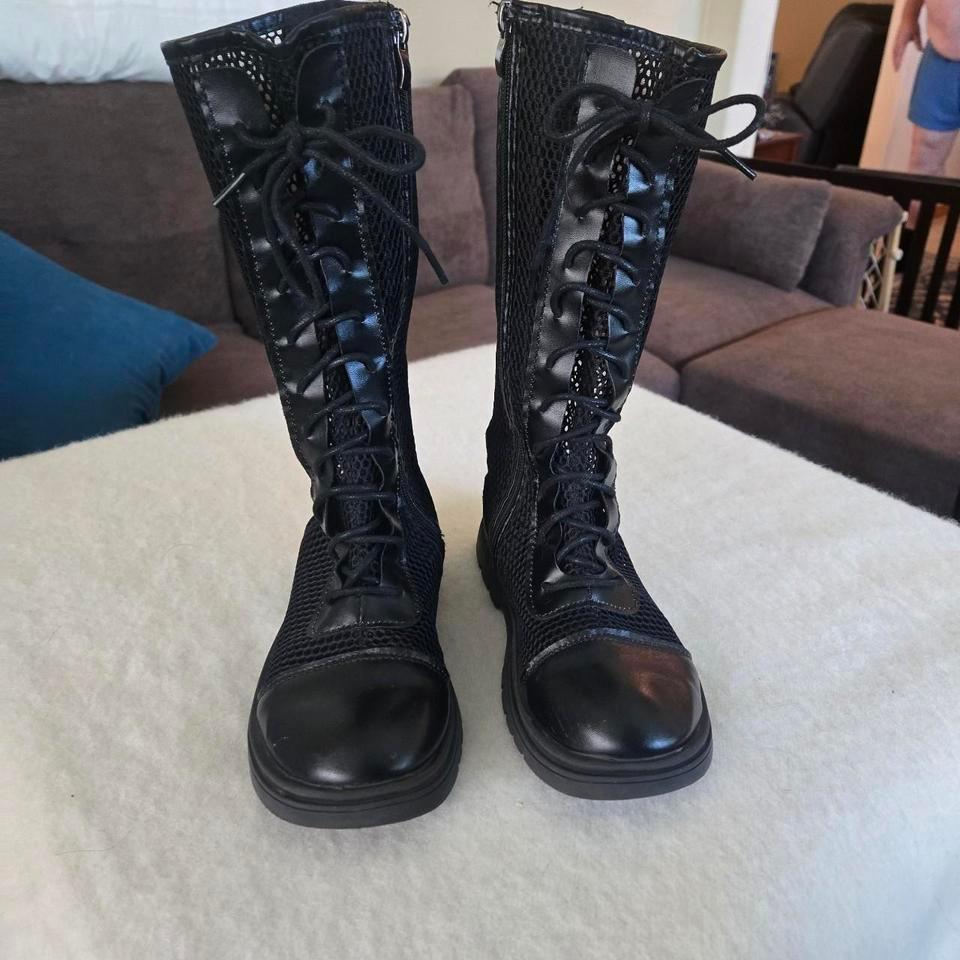 Black Open Mesh Panel And 2895 2