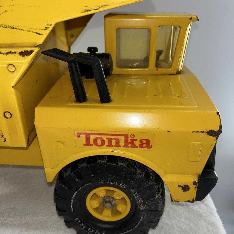 Vintage 1970s Tonka Xmb 975 Yellow Be2b 2