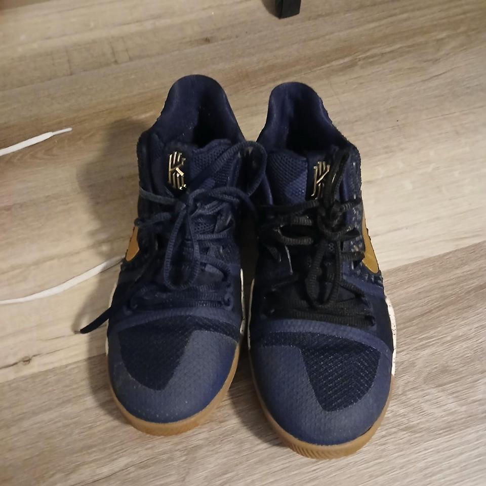 Nike Kyrie 3 Obsidian Size A762 7