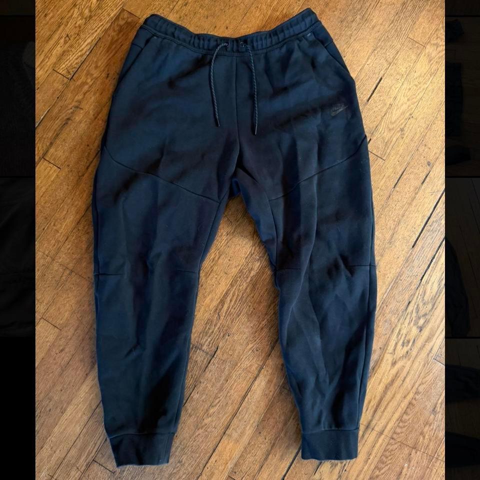Barely Used Nike Tech Fleece 3dcd