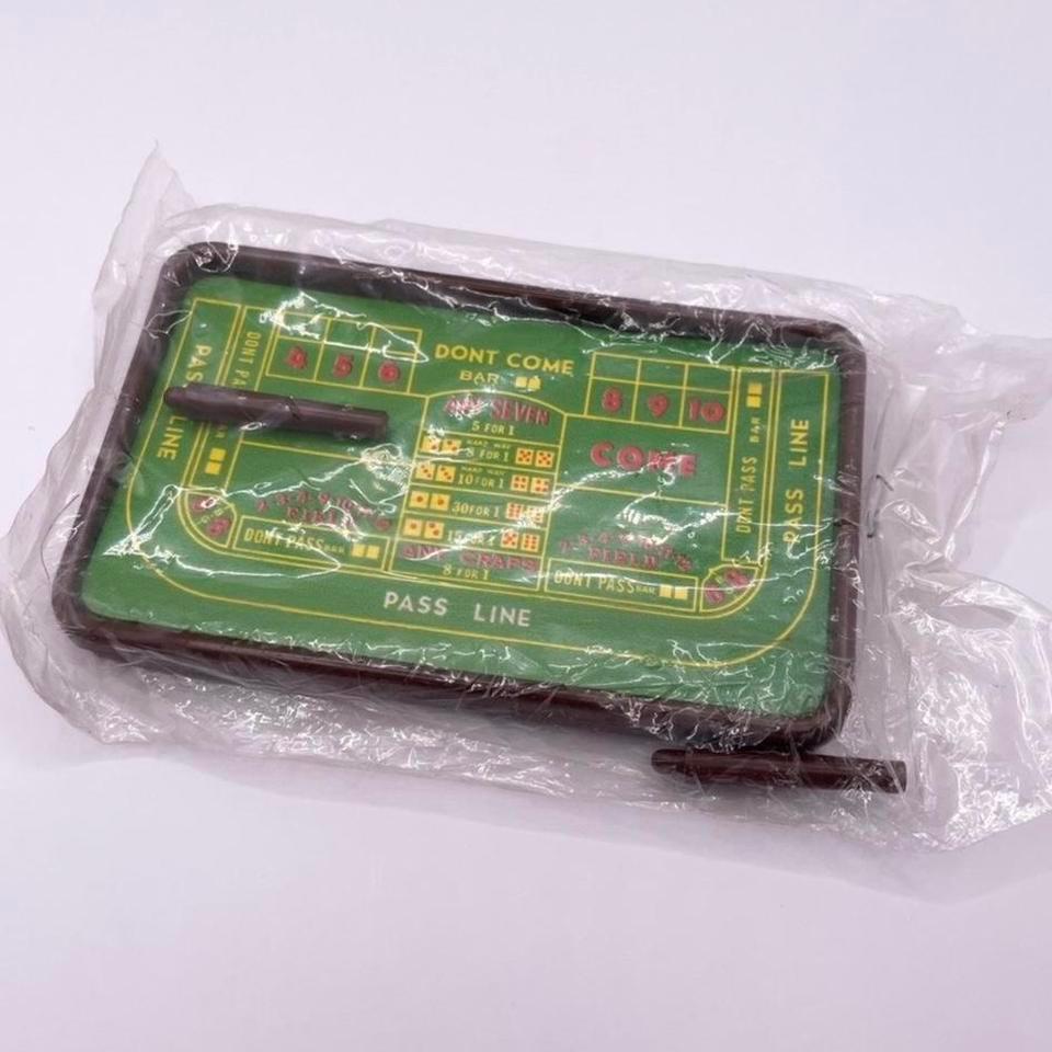 60s Miniature Collectible Craps Casino Ea4e