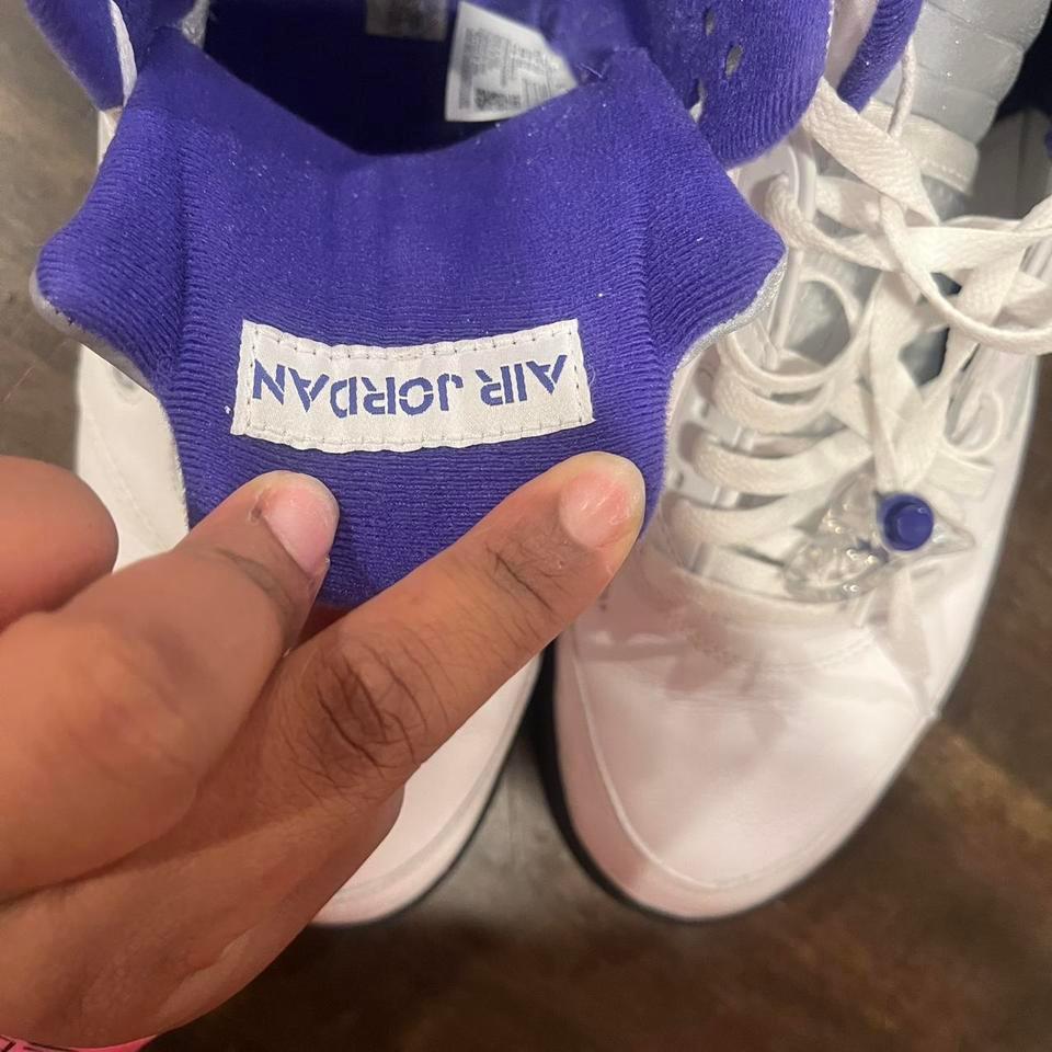 Concord Dark White And Purple 4