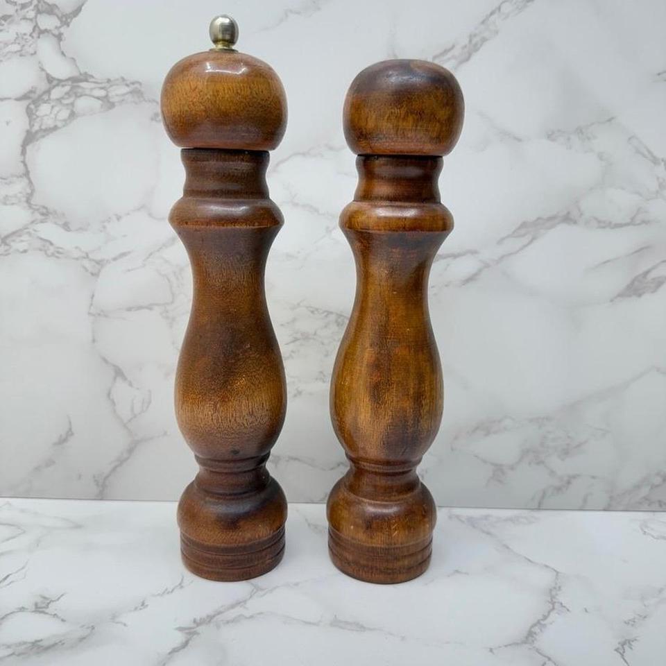 Vintage Wood Salt And Pepper C67d