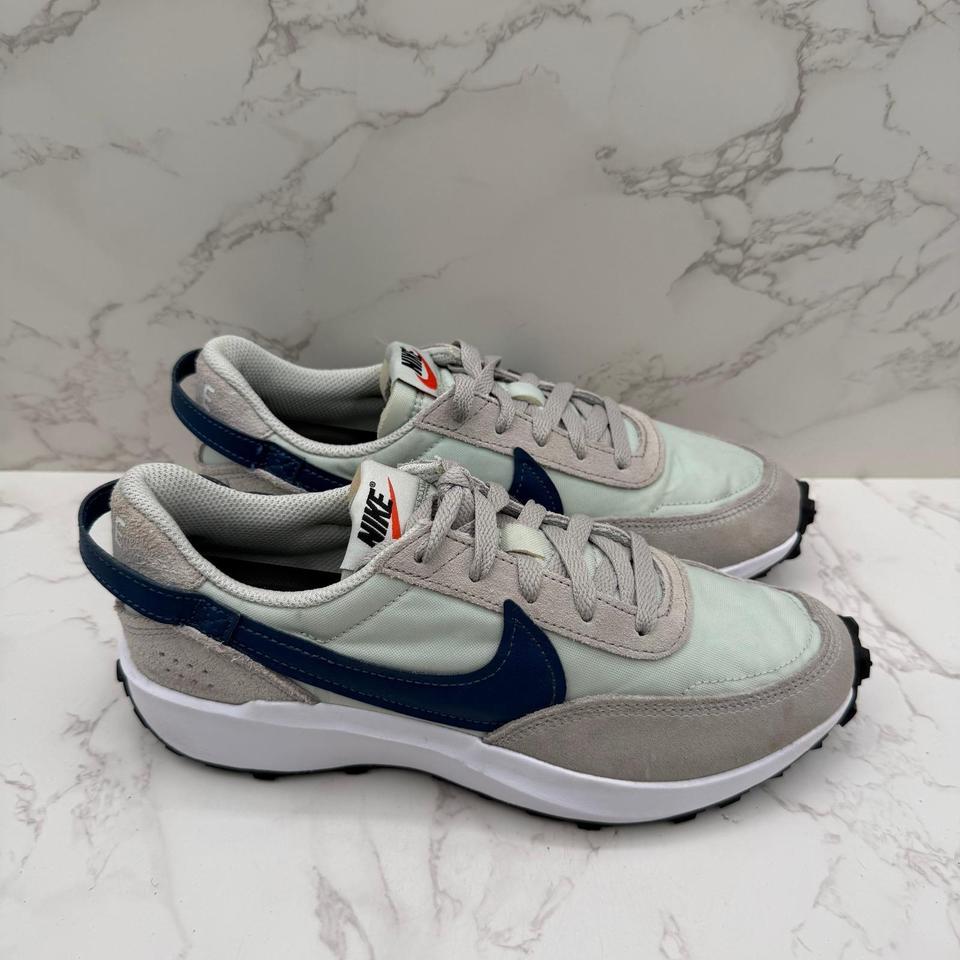 Nike Waffle Debut Womens Sneakers E594