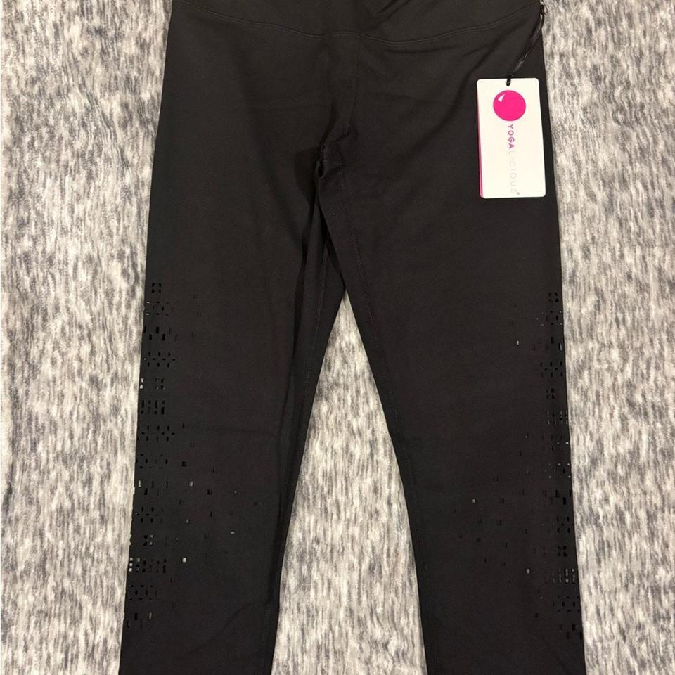 Brand New With Tags Yogalicious Cf1f